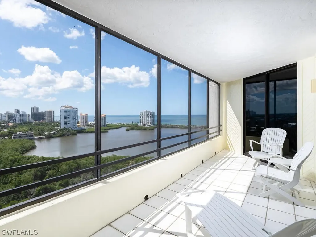 5555 Heron Point Drive Naples FL 34108