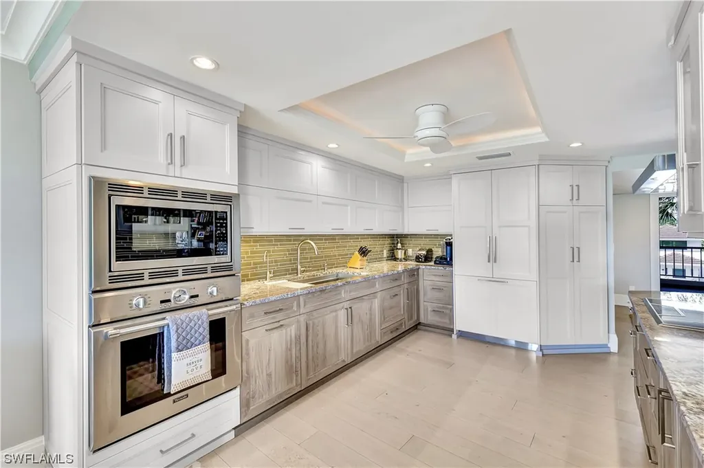 2302 Gulf Shore Boulevard N Naples FL 34103