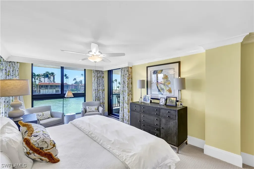 2302 Gulf Shore Boulevard N Naples FL 34103