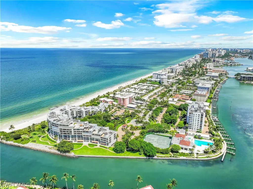 2302 Gulf Shore Boulevard N Naples FL 34103