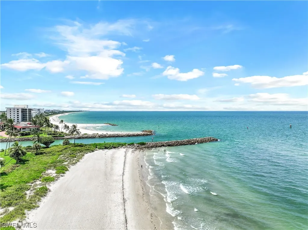 2302 Gulf Shore Boulevard N Naples FL 34103