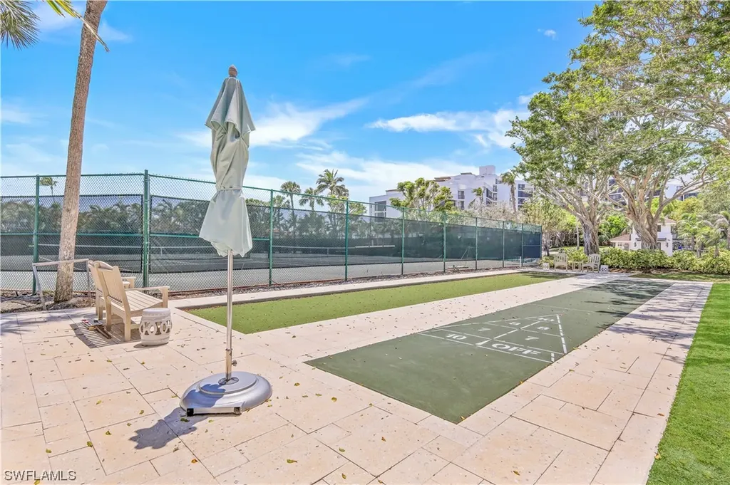 2302 Gulf Shore Boulevard N Naples FL 34103