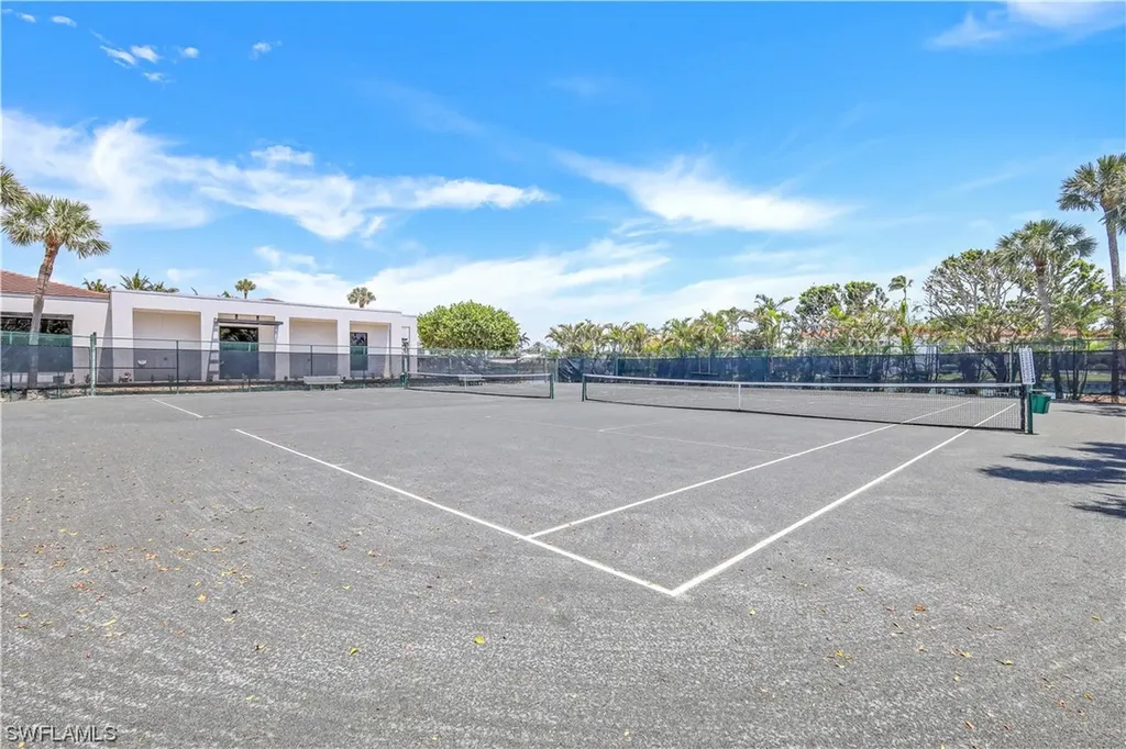 2302 Gulf Shore Boulevard N Naples FL 34103