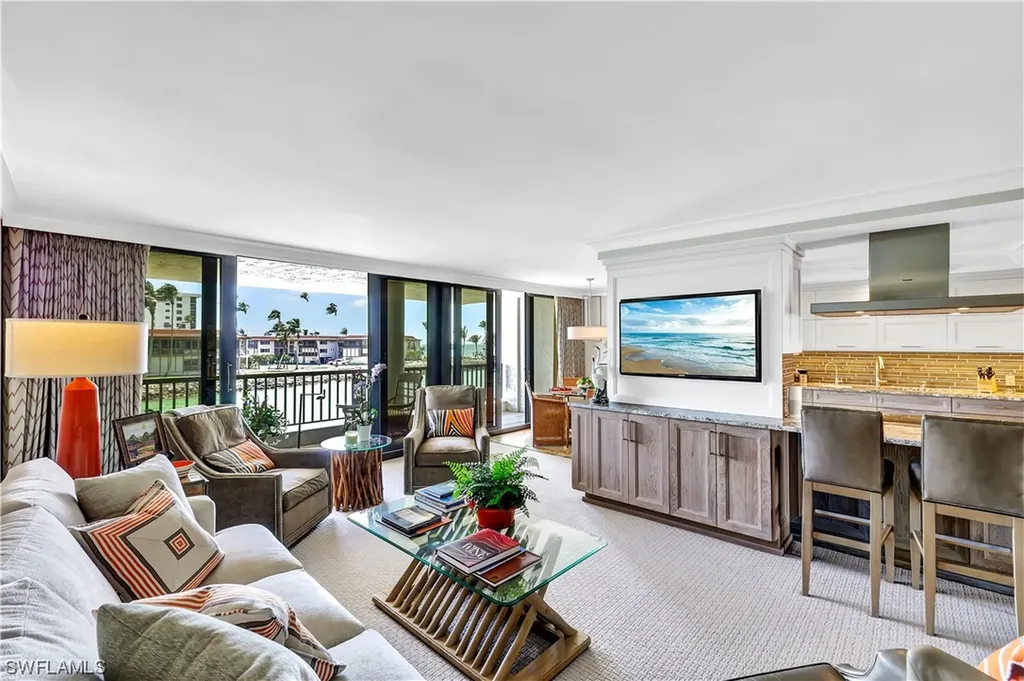 2302 Gulf Shore Boulevard N Naples FL 34103