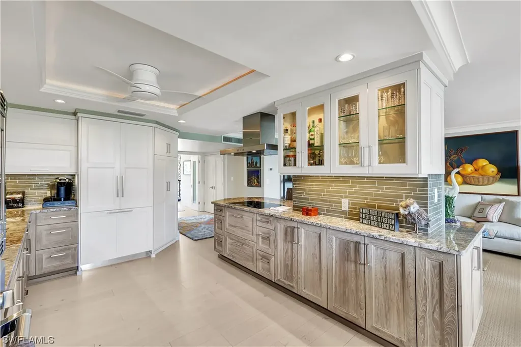 2302 Gulf Shore Boulevard N Naples FL 34103