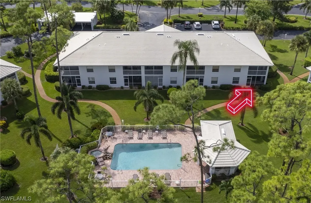 Naples FL, 257 Deerwood Circle, Unit 1