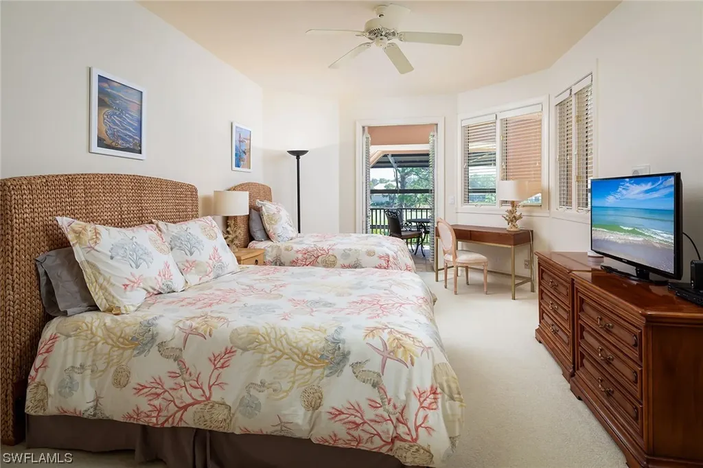 874 Barcarmil Way Naples FL 34110