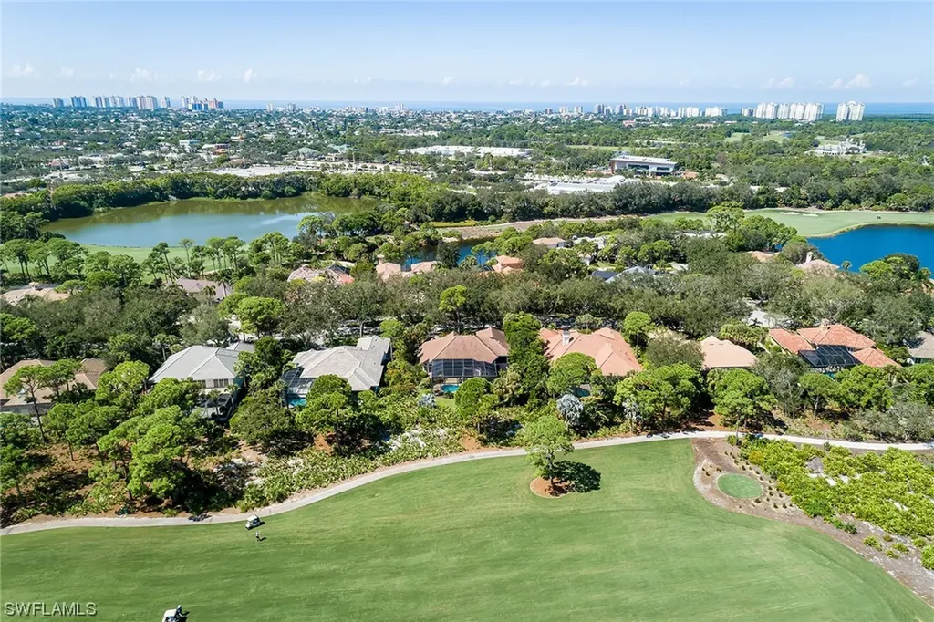 874 Barcarmil Way Naples FL 34110