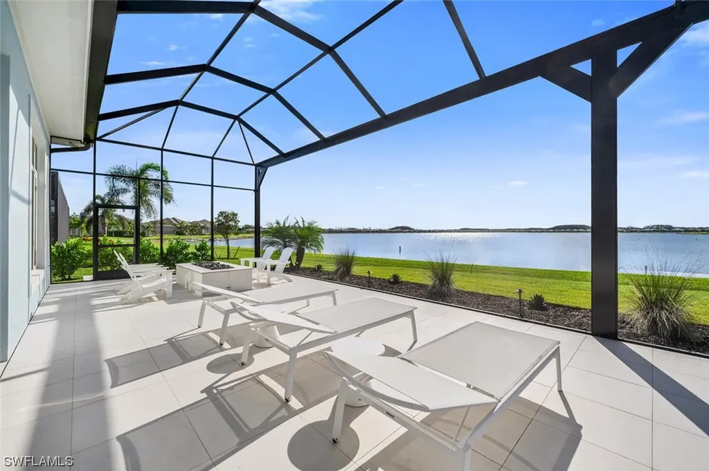 18450 Blue Eye Loop Fort Myers FL 33913