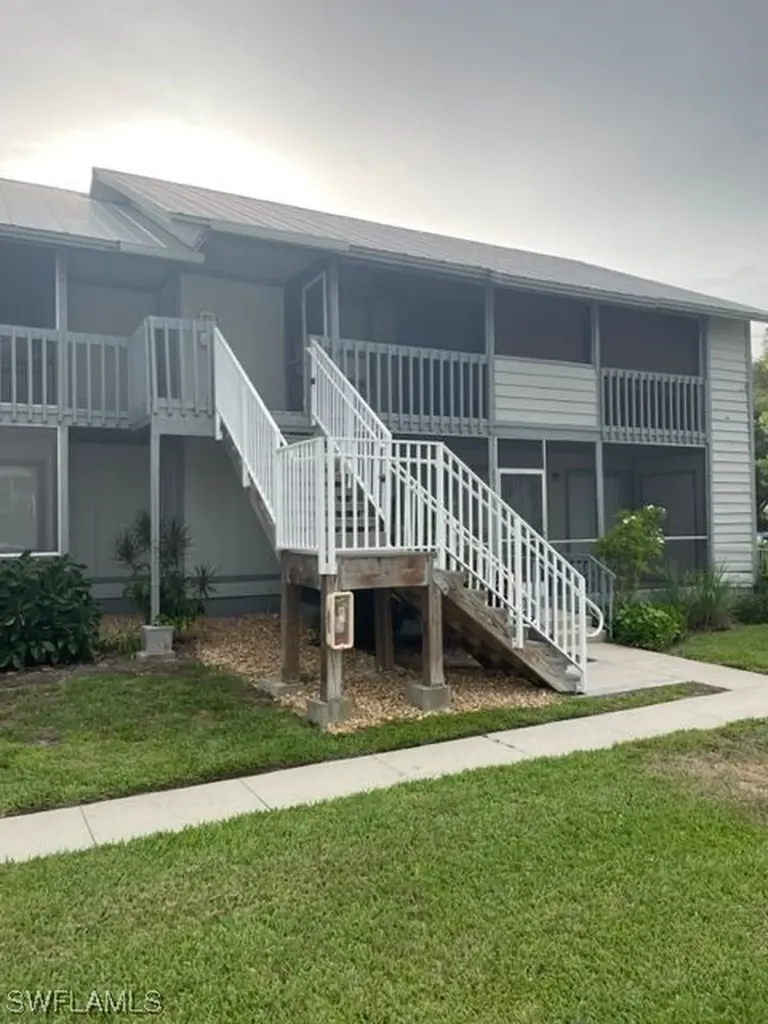 1251 7th Avenue N Naples FL 34102
