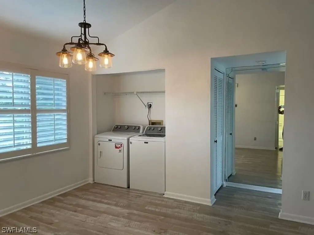 1251 7th Avenue N Naples FL 34102