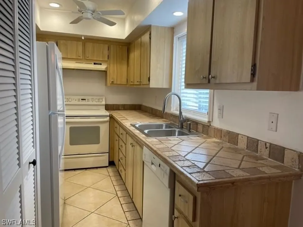 1251 7th Avenue N Naples FL 34102