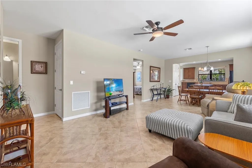 10964 Glenhurst Street Fort Myers FL 33913