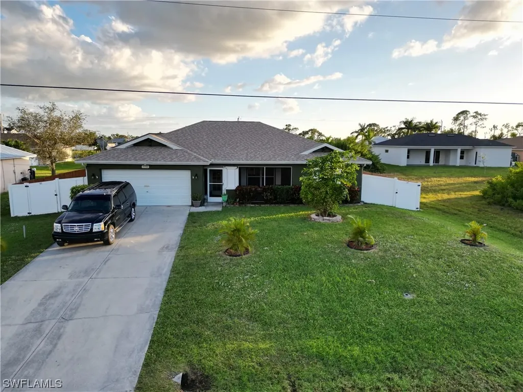 2700 NW 7th Terrace Cape Coral FL 33993