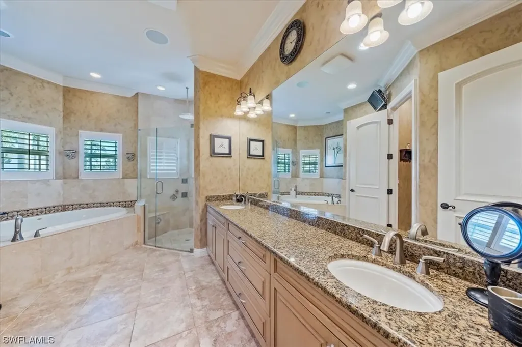 1435 Osprey Avenue Naples FL 34102