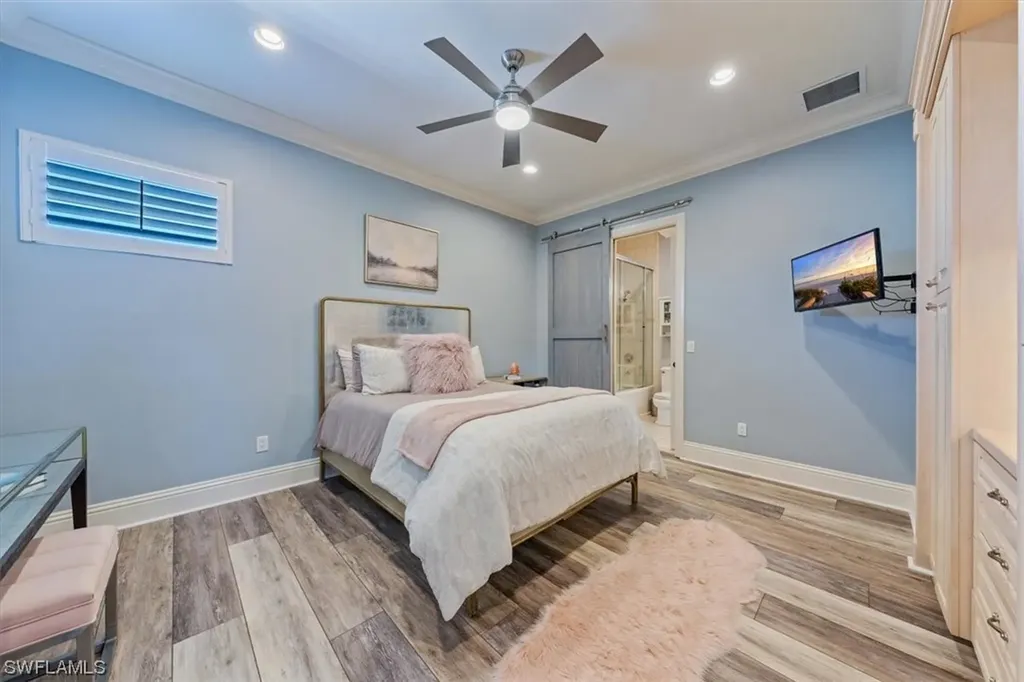 1435 Osprey Avenue Naples FL 34102