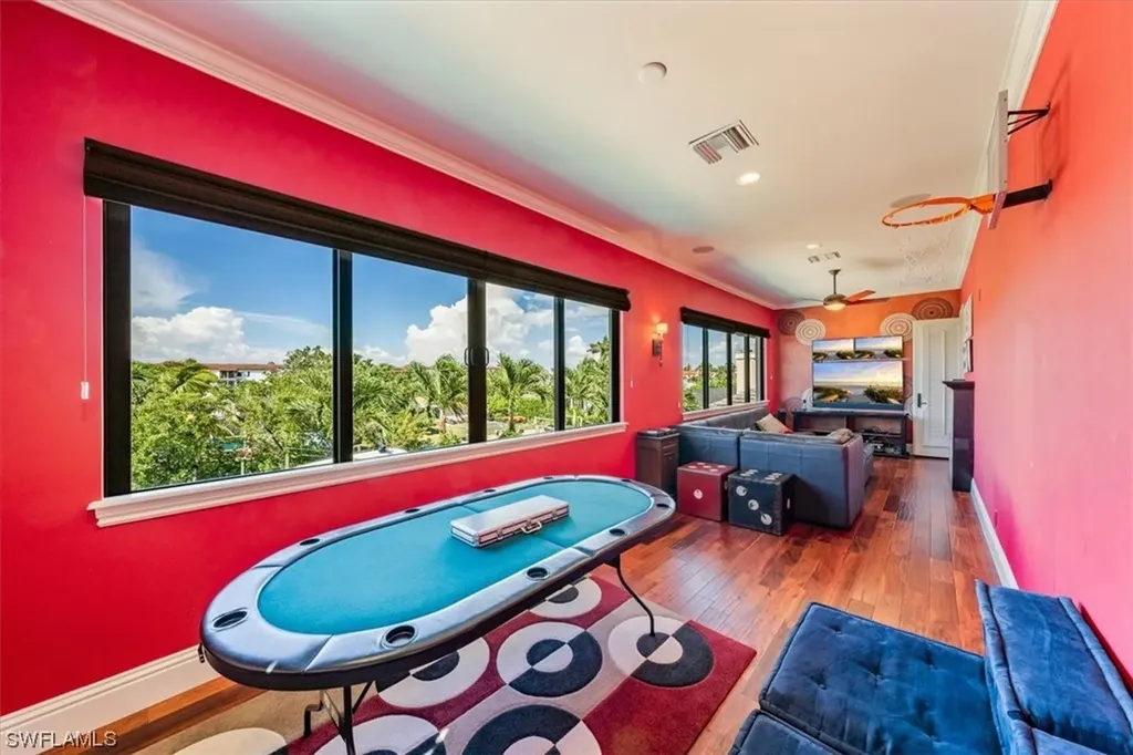 1435 Osprey Avenue Naples FL 34102