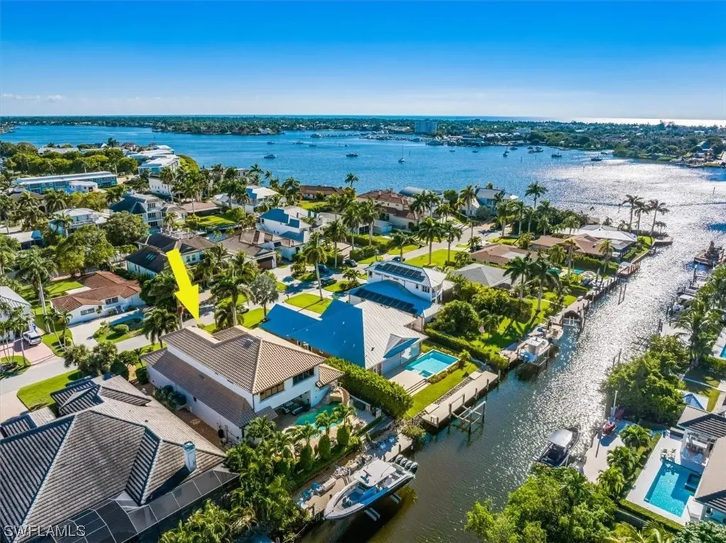 1435 Osprey Avenue Naples FL 34102