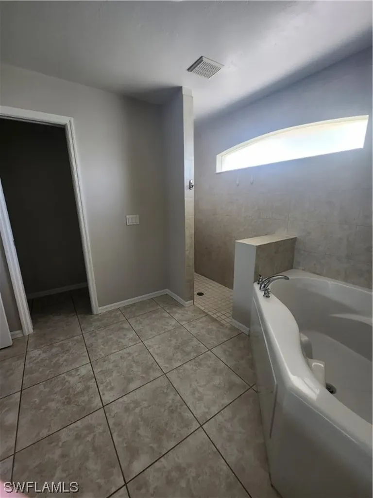 1118 NW 7th Avenue Cape Coral FL 33993
