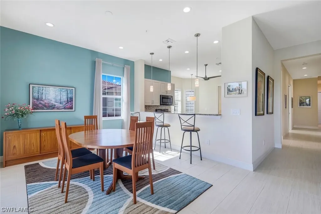 608 El Camino Real Naples FL 34119