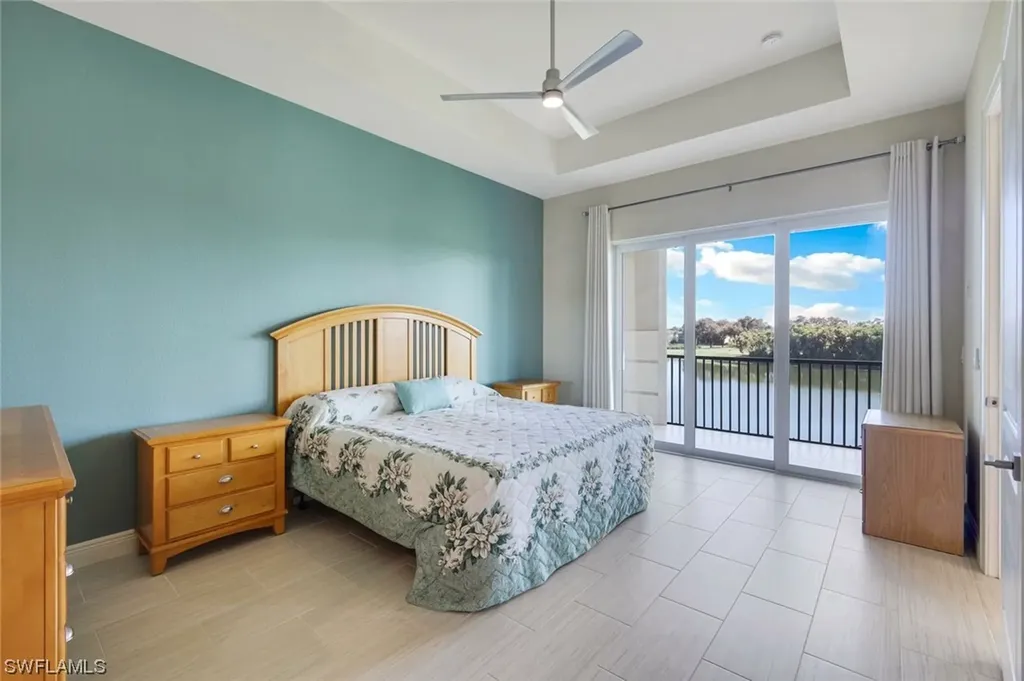 608 El Camino Real Naples FL 34119