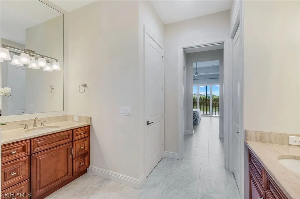 608 El Camino Real Naples FL 34119