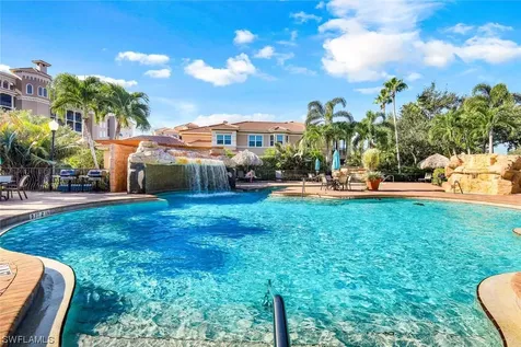 608 El Camino Real Naples FL 34119