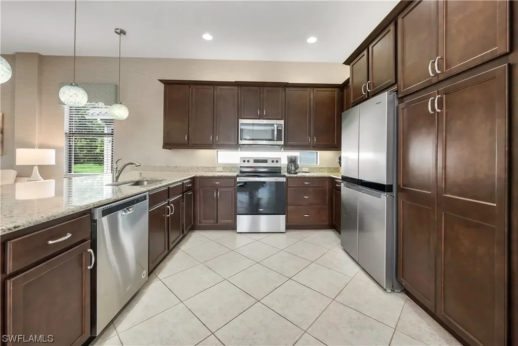 3554 Beaufort Court Naples FL 34119