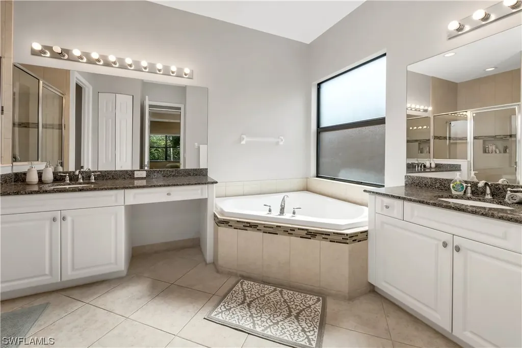 3554 Beaufort Court Naples FL 34119