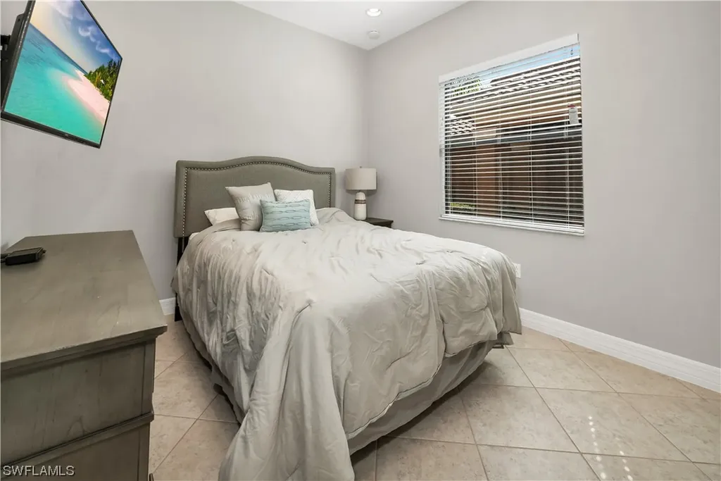3554 Beaufort Court Naples FL 34119
