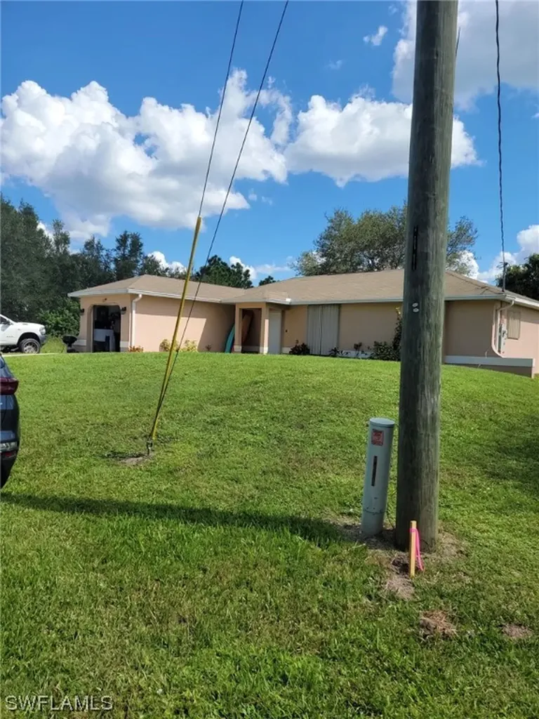 3215 58th Street W Lehigh Acres FL 33971