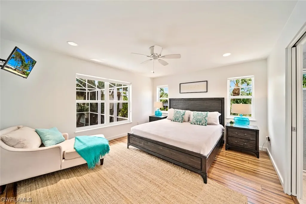 721 Cardium Street Sanibel FL 33957