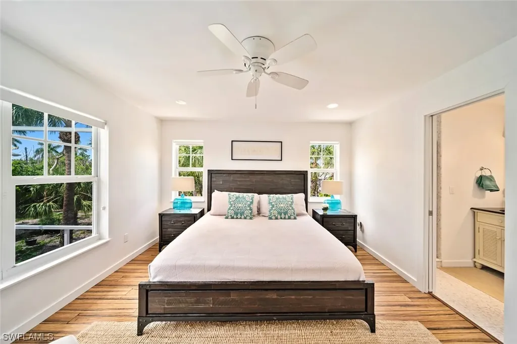 721 Cardium Street Sanibel FL 33957