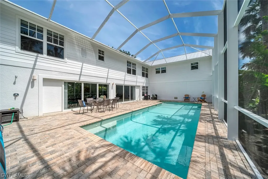 721 Cardium Street Sanibel FL 33957