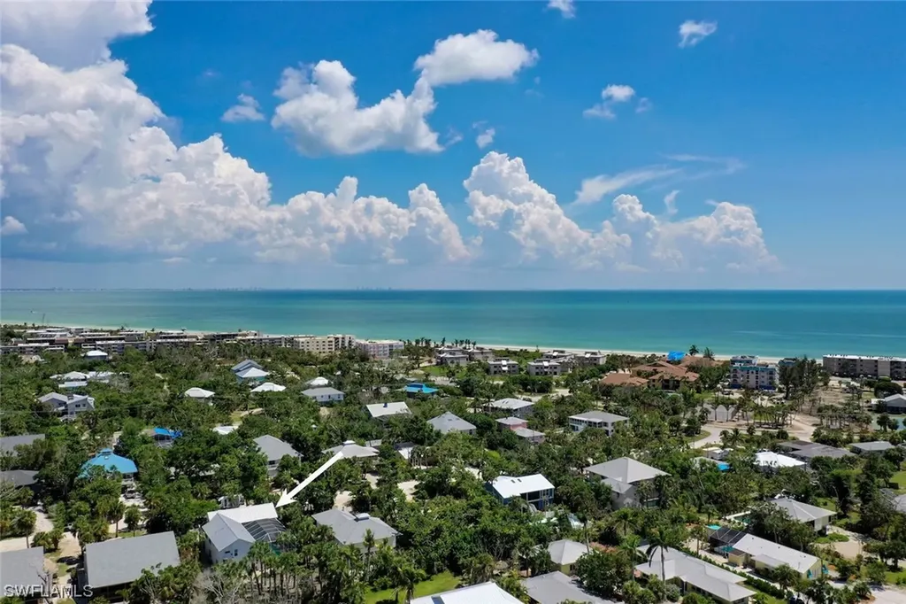 721 Cardium Street Sanibel FL 33957