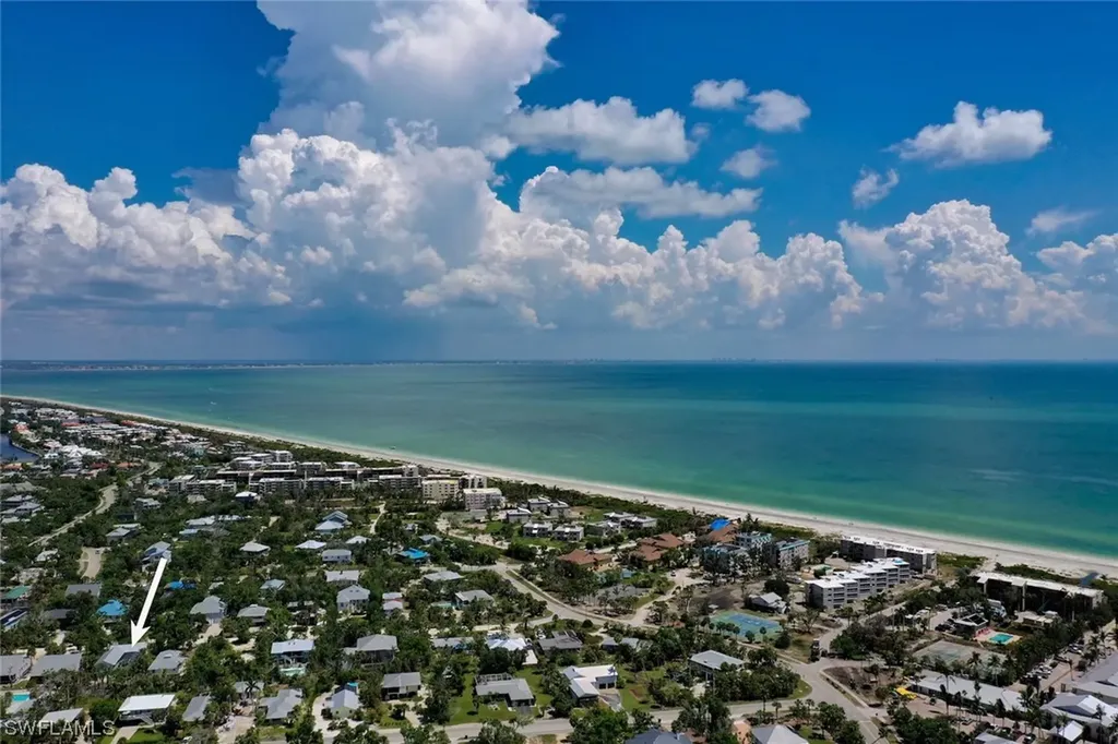 721 Cardium Street Sanibel FL 33957