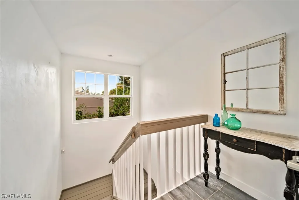 721 Cardium Street Sanibel FL 33957
