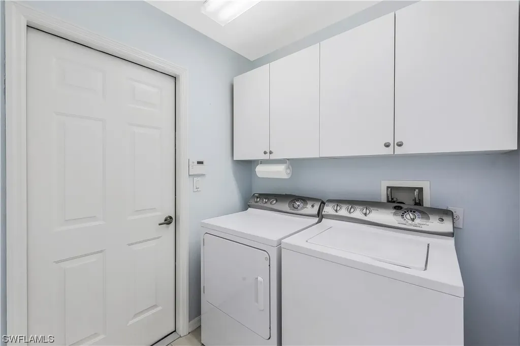 6667 Castlelawn Place Naples FL 34113