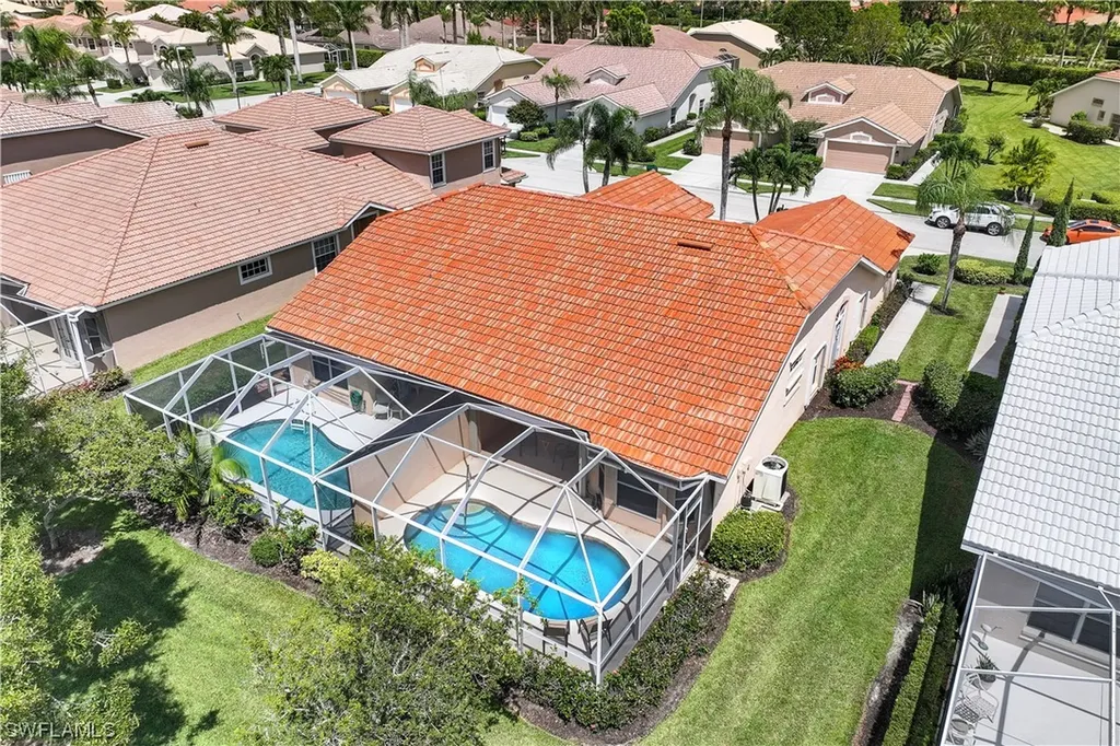 6667 Castlelawn Place Naples FL 34113