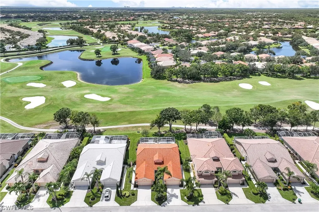 6667 Castlelawn Place Naples FL 34113