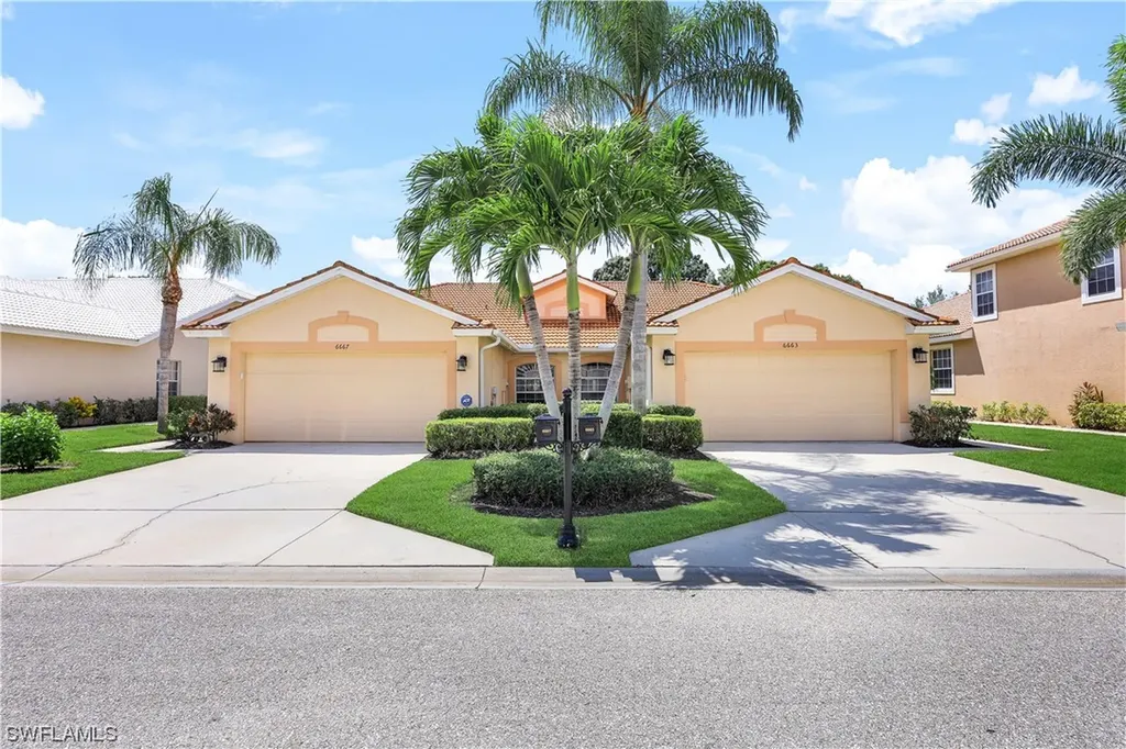6667 Castlelawn Place Naples FL 34113