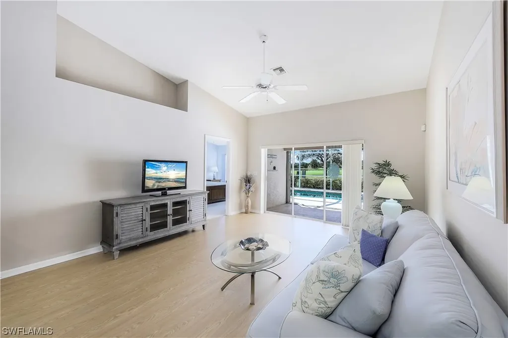 6667 Castlelawn Place Naples FL 34113
