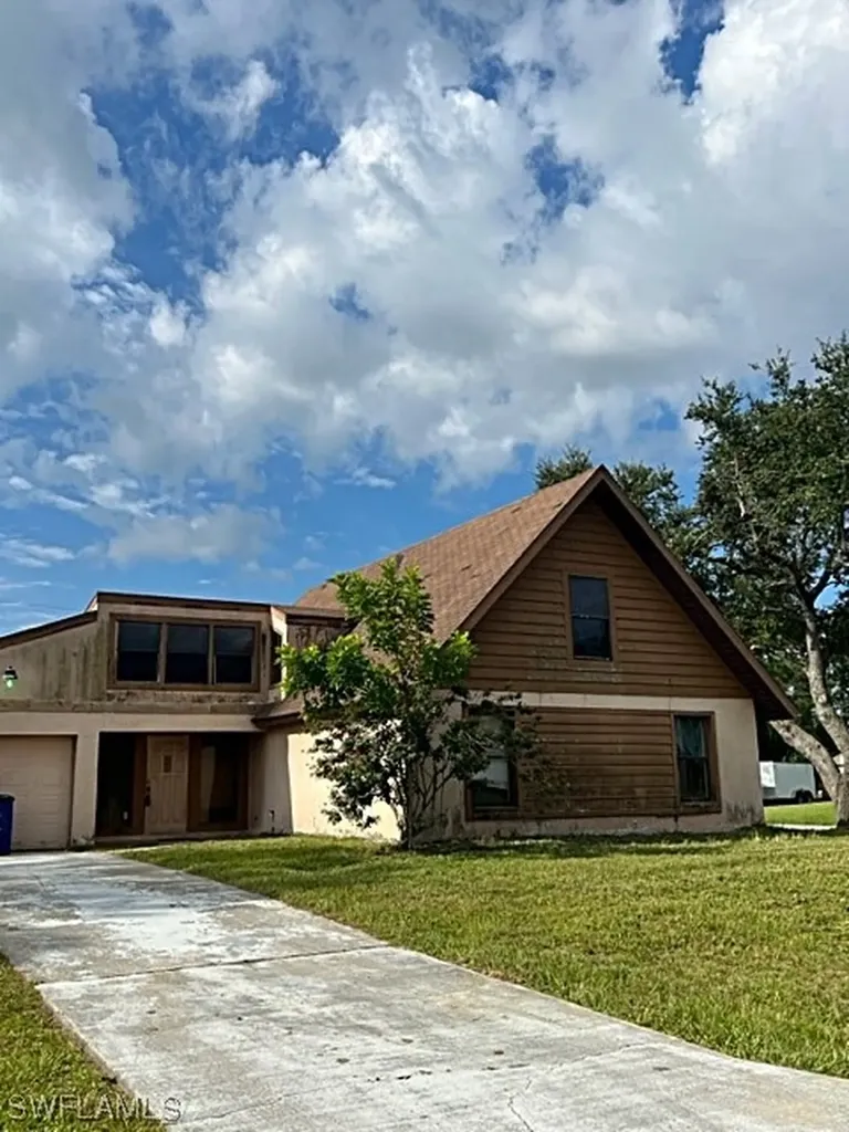 5111 4th Street W Lehigh Acres FL 33971