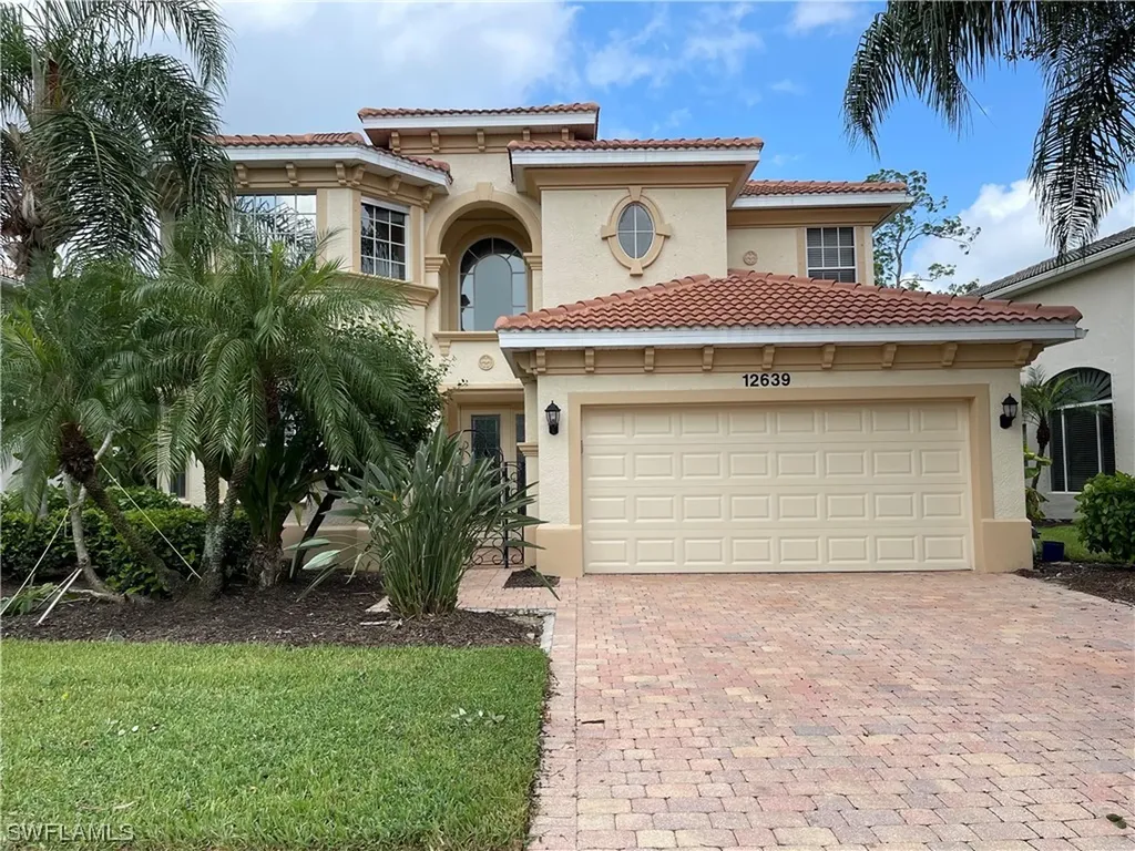 12639 Biscayne Court Naples FL 34105