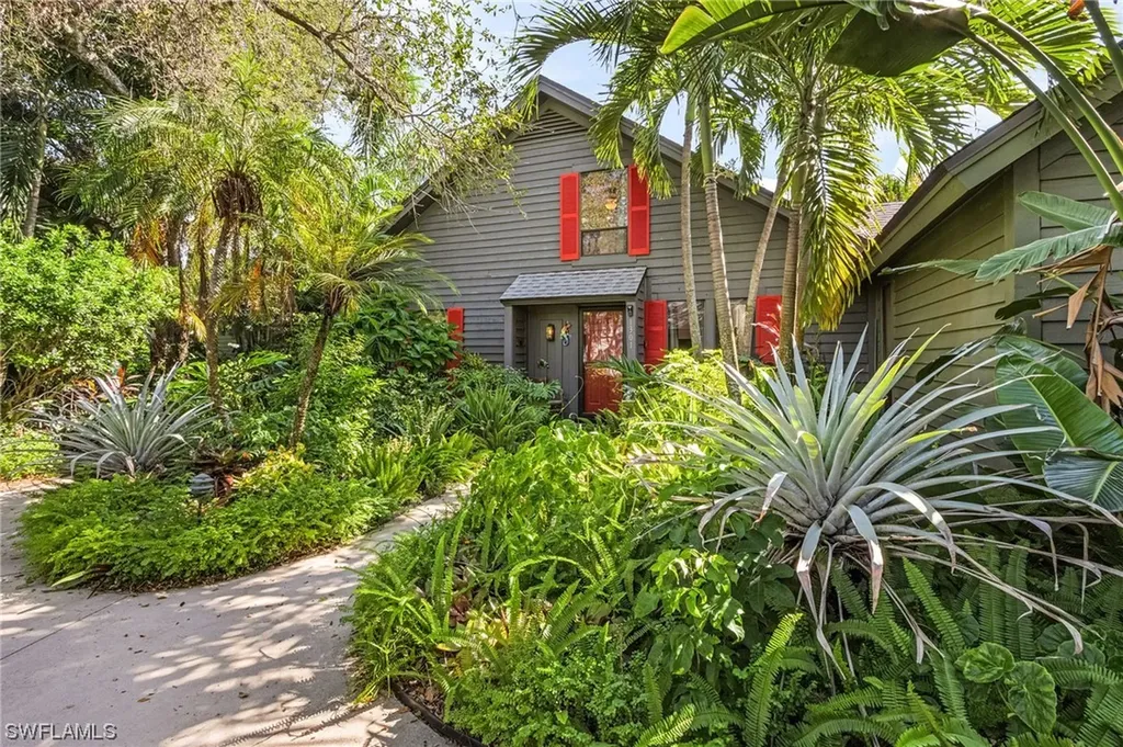 Naples FL, 1301 Solana Road, Unit B-2