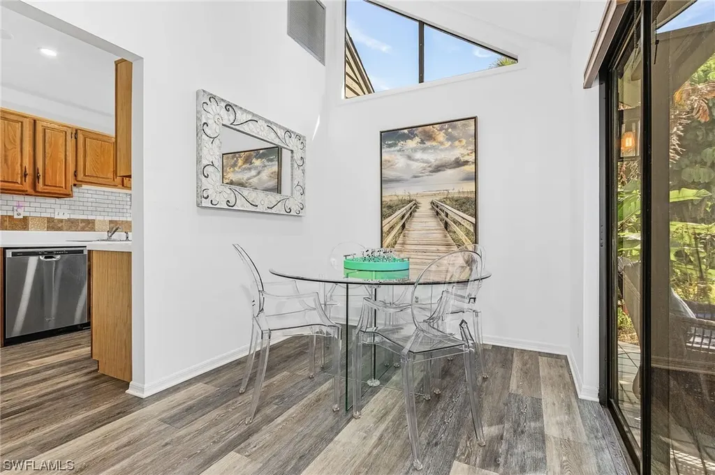 1301 Solana Road Naples FL 34103