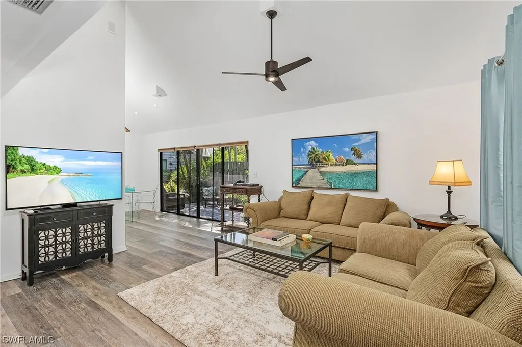 1301 Solana Road Naples FL 34103