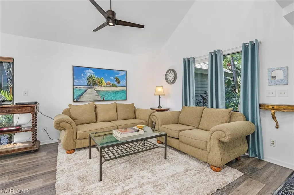1301 Solana Road Naples FL 34103