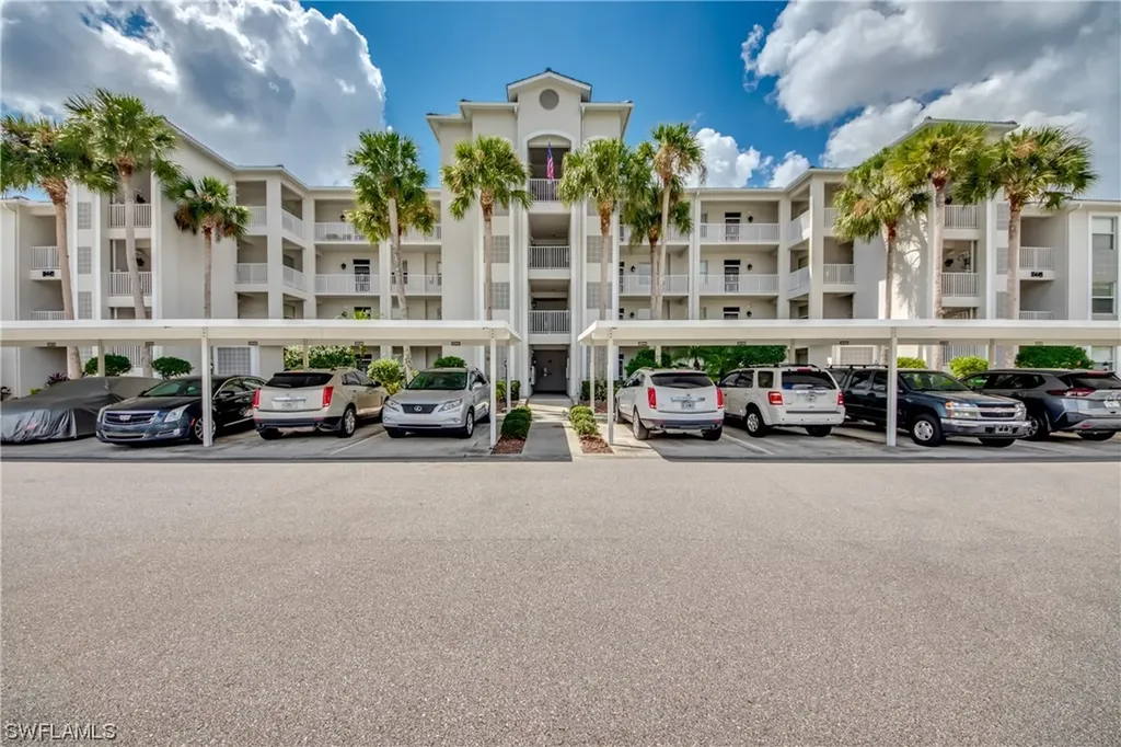 10449 Washingtonia Palm Way Fort Myers FL 33966