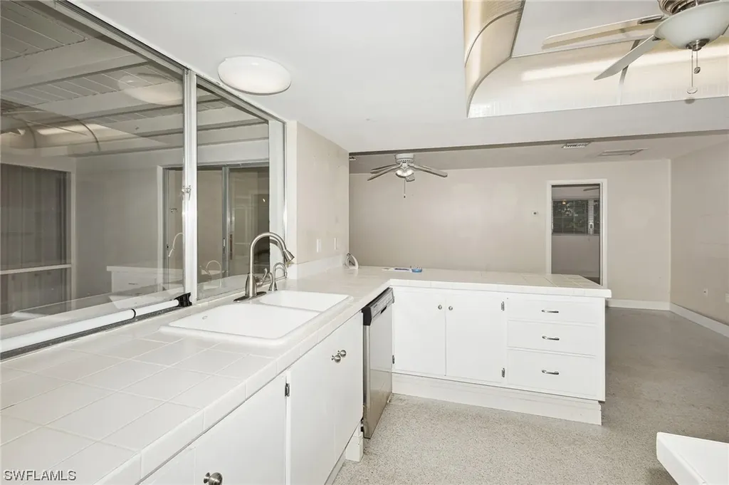 436 Putter Point Court Naples FL 34103